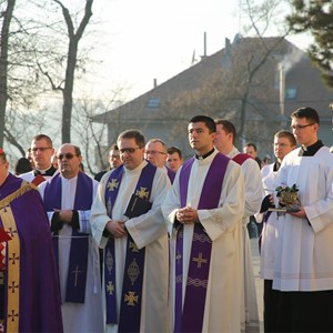 Kardinal Bozanić predvodio sprovodne obrede za preminulog o. Ivana Fučeka